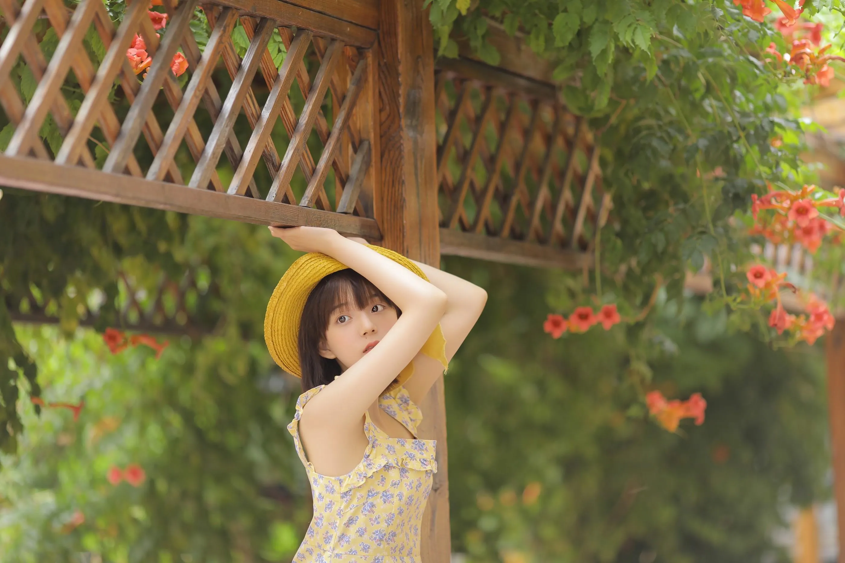 [YITUYU艺图语]2022.07.06 悠悠夏日长 不知秃 [20P]插图9